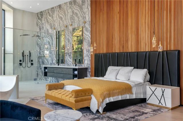 8144 Gould, Los Angeles, CA 90046