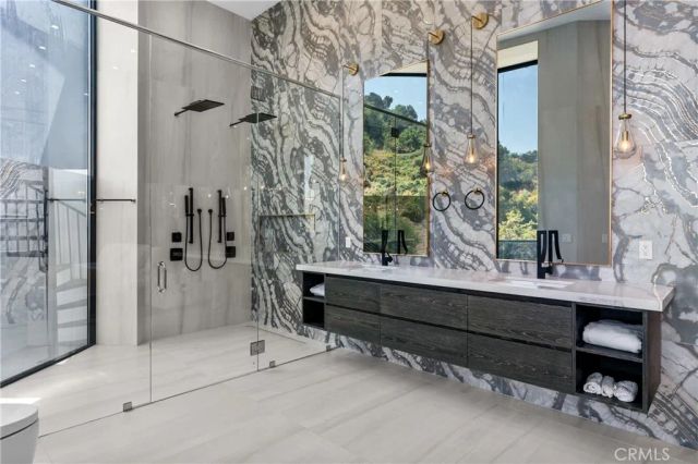 8144 Gould, Los Angeles, CA 90046