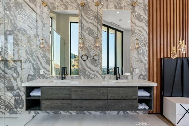 8144 Gould, Los Angeles, CA 90046