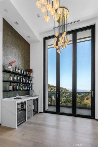 8144 Gould, Los Angeles, CA 90046