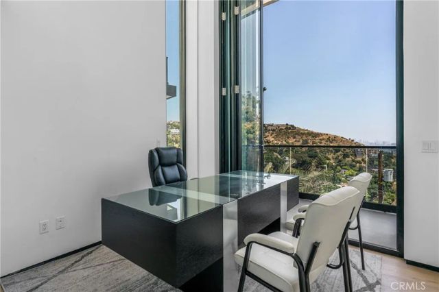 8144 Gould, Los Angeles, CA 90046
