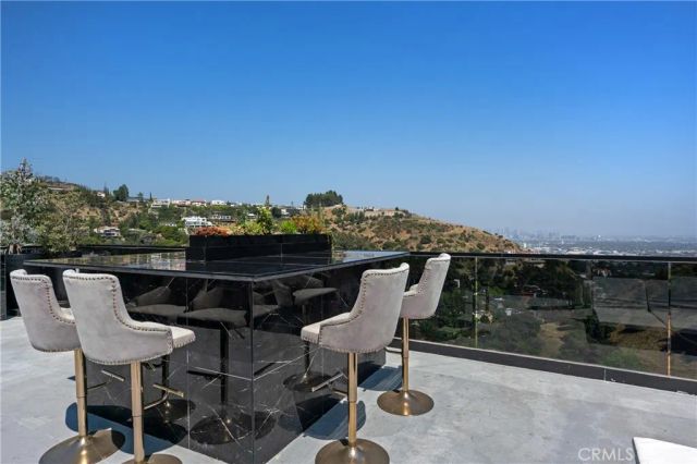 8144 Gould, Los Angeles, CA 90046