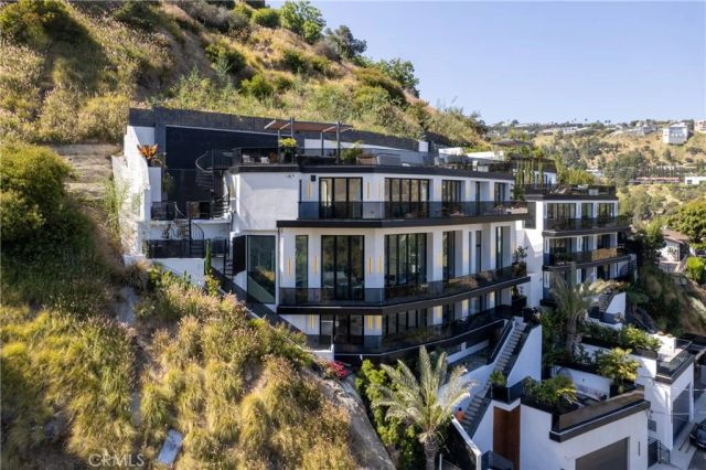 8144 Gould, Los Angeles, CA 90046
