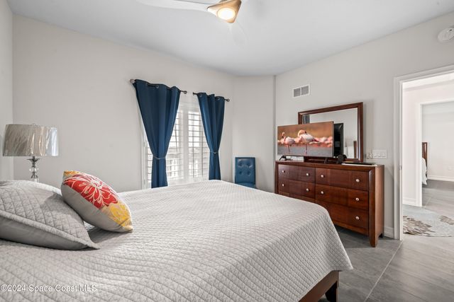 1465 S Harbor City Boulevard 702, Melbourne, FL 32901