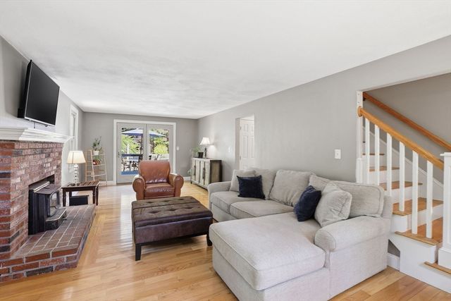 5 Brook St, Middleboro, MA 02346