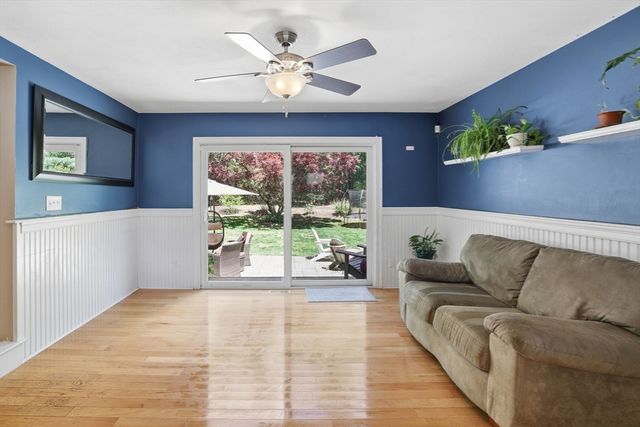 5 Brook St, Middleboro, MA 02346