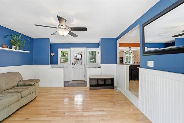 5 Brook St, Middleboro, MA 02346
