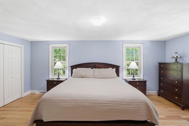 5 Brook St, Middleboro, MA 02346