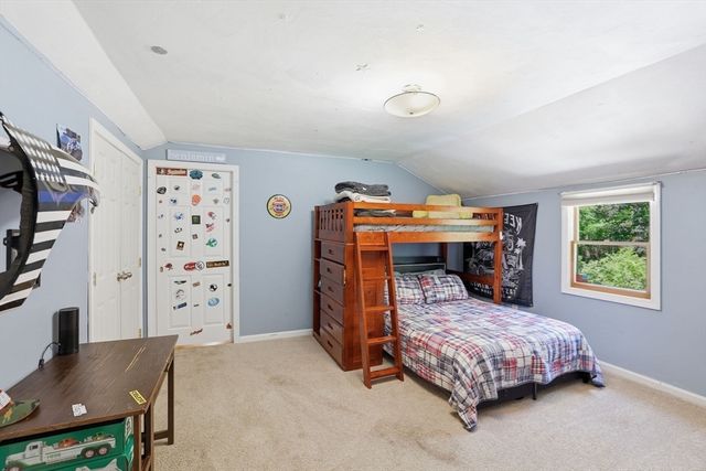 5 Brook St, Middleboro, MA 02346