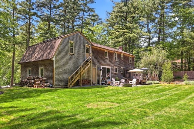 5 Brook St, Middleboro, MA 02346