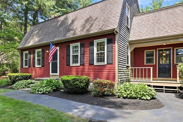 5 Brook St, Middleboro, MA 02346