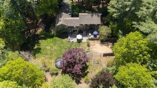 5 Brook St, Middleboro, MA 02346