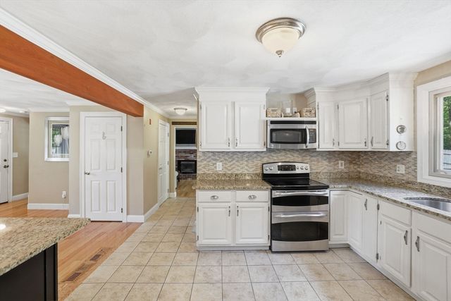 5 Brook St, Middleboro, MA 02346