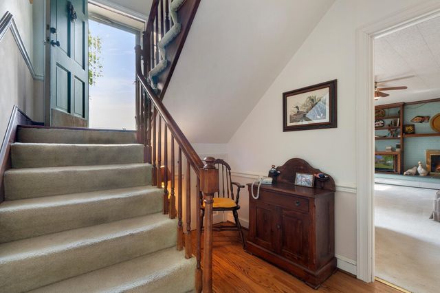 500 WAKEFIELD CIR, Staunton, VA 24401