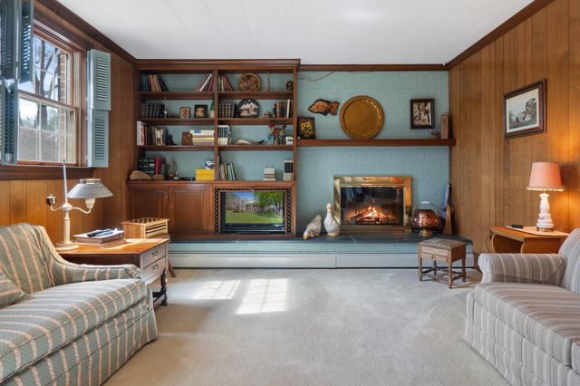 500 WAKEFIELD CIR, Staunton, VA 24401