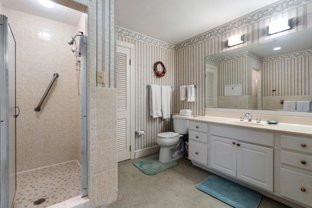 500 WAKEFIELD CIR, Staunton, VA 24401