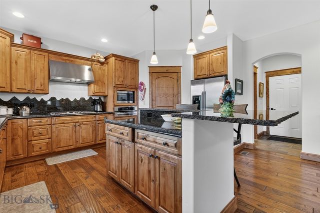 121 Hitching Post Road, Bozeman, MT 59715