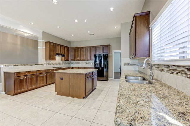 3718 Quarter Horse Trail, Manvel, TX 77578