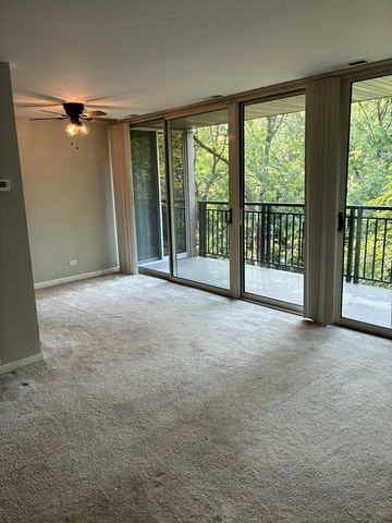 5950 Oakwood Drive 3H, Lisle, IL 60532