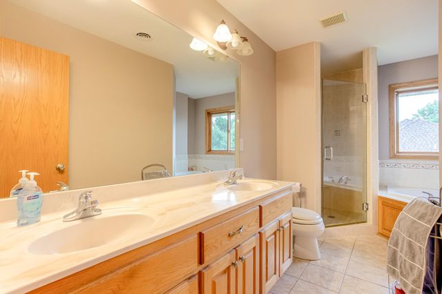 10771 Scott Avenue N, Brooklyn Park, MN 55443