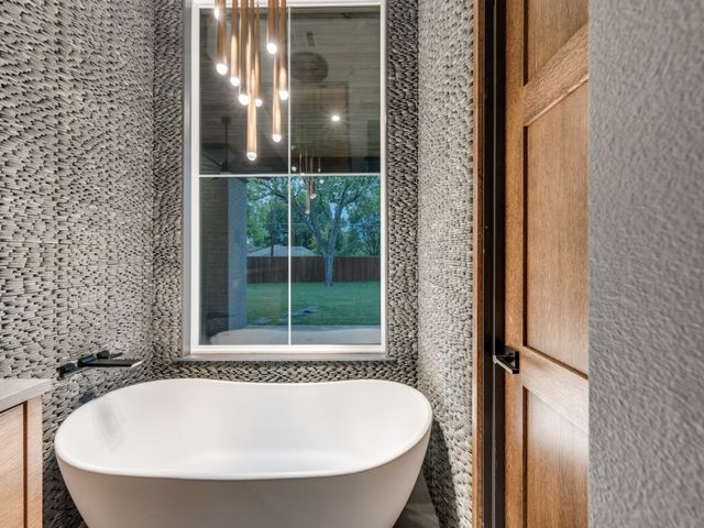 9317 Redondo Drive, Dallas, TX 75218