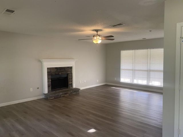 5132 Meadows Lake Drive, Powder Springs, GA 30127