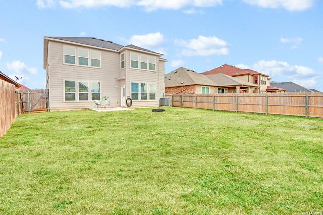 2077 Oxbow, New Braunfels, TX 78130