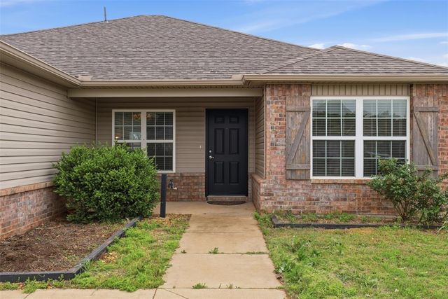 1200 Granite Lane, Noble, OK 73068