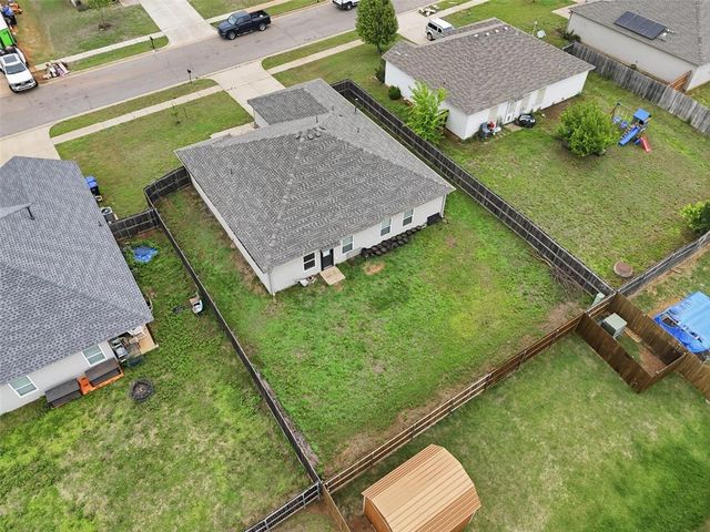 1200 Granite Lane, Noble, OK 73068