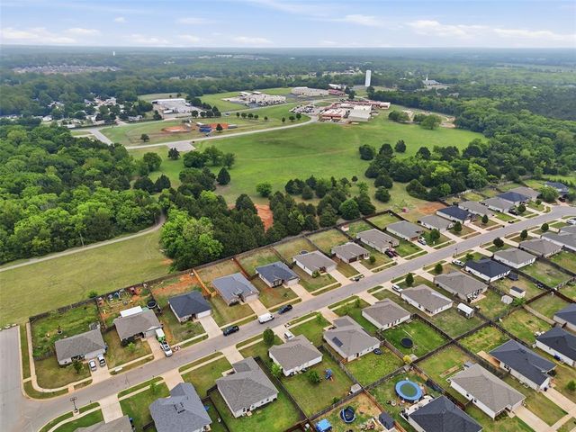 1200 Granite Lane, Noble, OK 73068