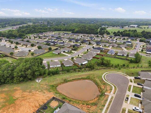 1200 Granite Lane, Noble, OK 73068