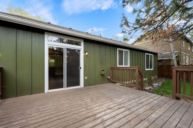 19452 Brookside Way, Bend, OR 97702