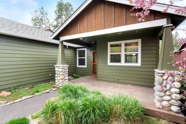 19452 Brookside Way, Bend, OR 97702