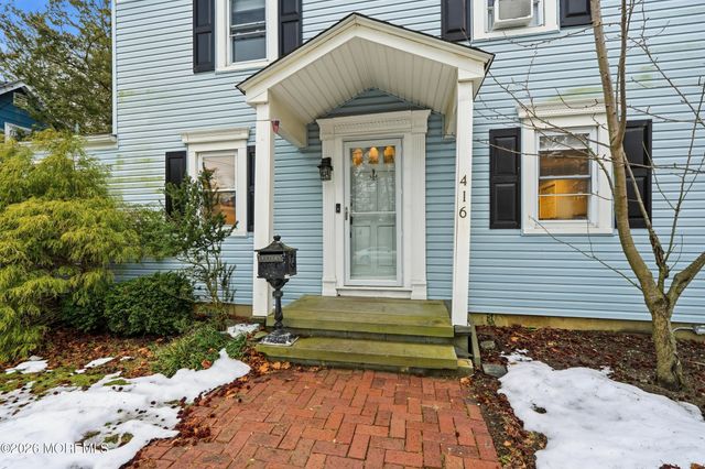 416 Roosevelt Avenue, Oakhurst, NJ 07755