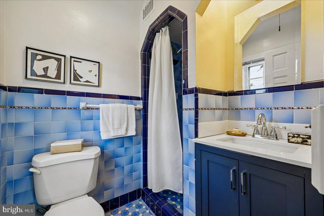 5805 ROOSEVELT ST, Bethesda, MD 20817