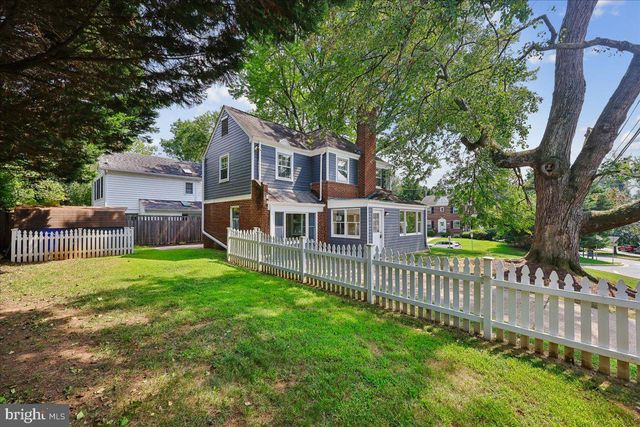 5805 ROOSEVELT ST, Bethesda, MD 20817