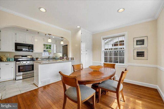 5805 ROOSEVELT ST, Bethesda, MD 20817