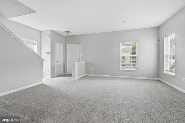 1621 RENAISSANCE DR, Essex, MD 21221