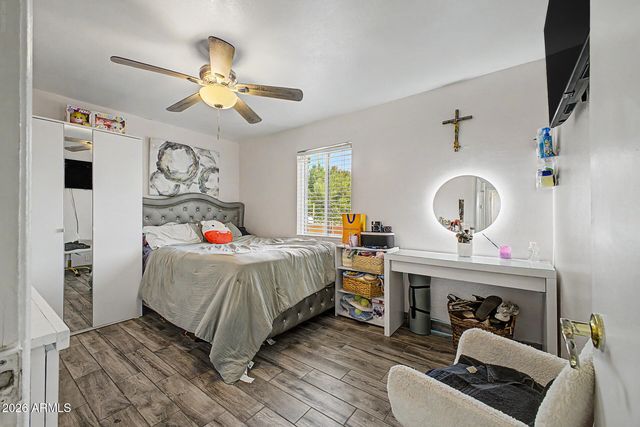 3021 W VILLA Street, Phoenix, AZ 85009