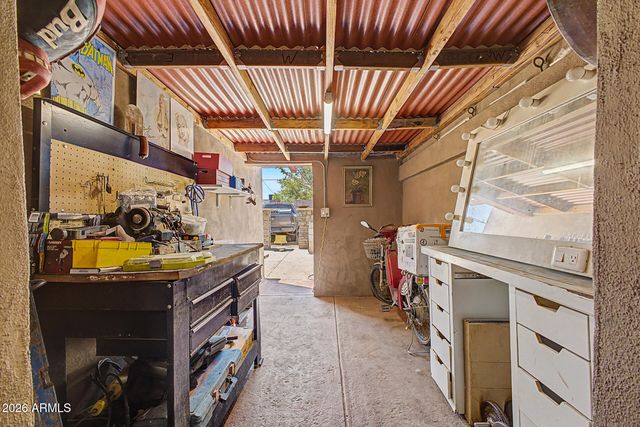 3021 W VILLA Street, Phoenix, AZ 85009