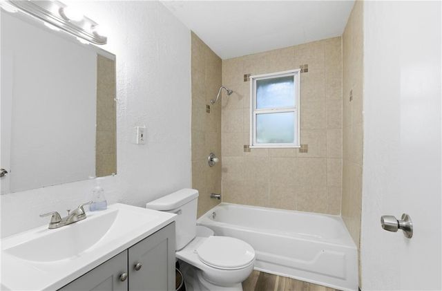 3407 Norton Avenue, Kansas City, MO 64128