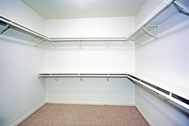 76 Scarlet Woods Court, The Woodlands, TX 77380