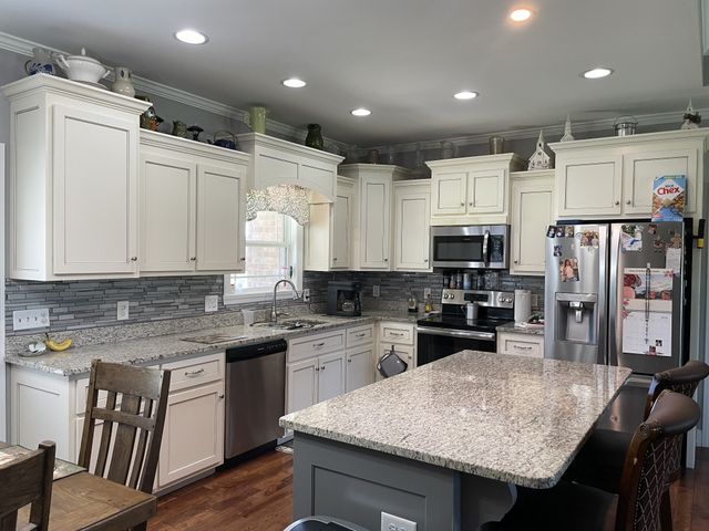 123 Planter Cir, Leoma, TN 38468