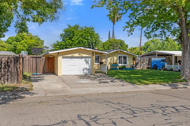 6024 N Alturas Ave, Stockton, CA 95207