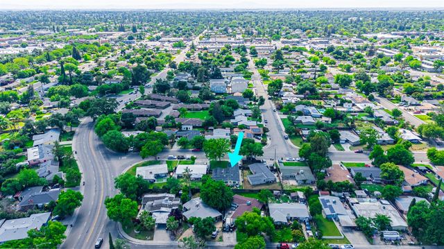 6024 N Alturas Ave, Stockton, CA 95207