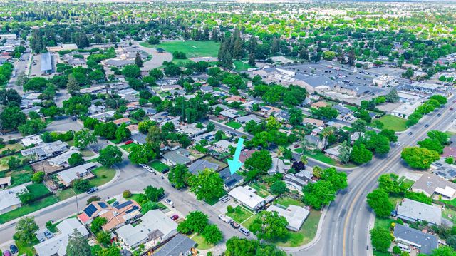 6024 N Alturas Ave, Stockton, CA 95207