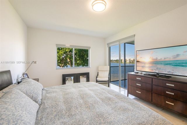 10700 NW 66th St 207, Doral, FL 33178