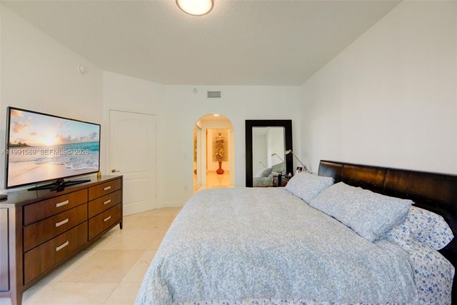 10700 NW 66th St 207, Doral, FL 33178