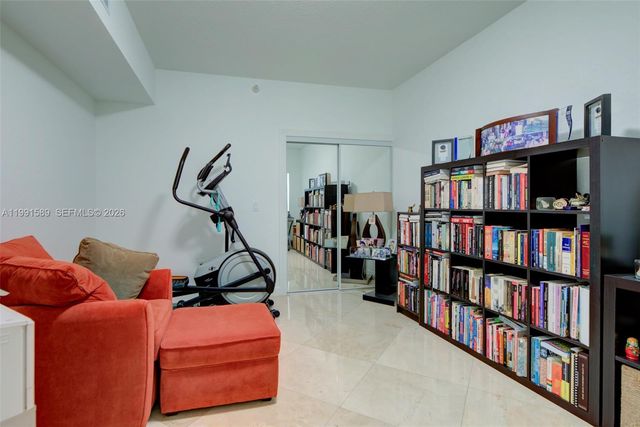 10700 NW 66th St 207, Doral, FL 33178