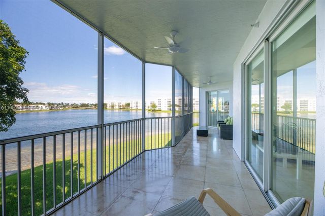 10700 NW 66th St 207, Doral, FL 33178